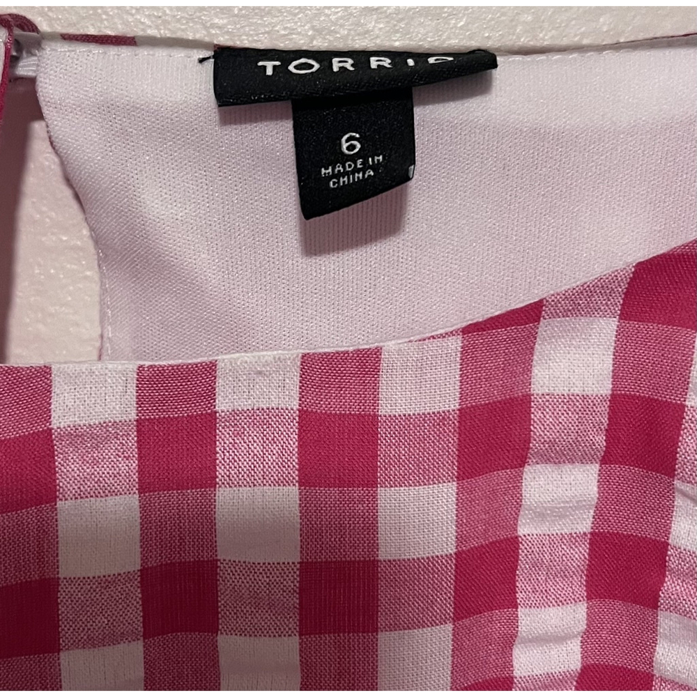 Torrid Cropped Blouse Women’s 6 6X Pink White Gingham Smocked Seersucker Top - Picture 3 of 5